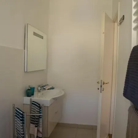 Casaurora - 20steps From 5 Terre Train Station In Apartamento La Spezia