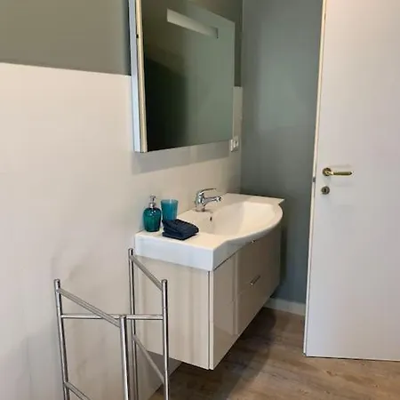 Apartment Casaurora - 20steps From 5 Terre Train Station In